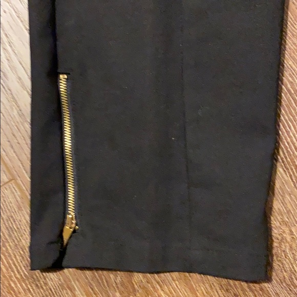 Black ankle pants - Picture 3 of 4